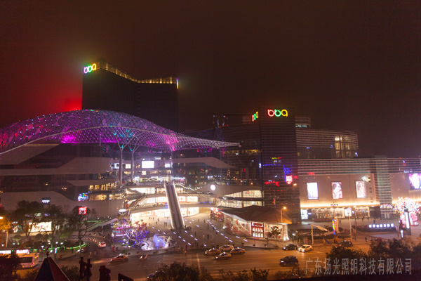 湖南步步高商業綜（zōng）合（hé）體夜景照明工程